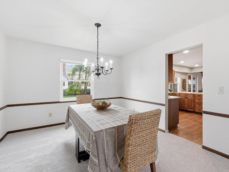 5376 Amy Lane, Columbus, OH 43235 Photo 9