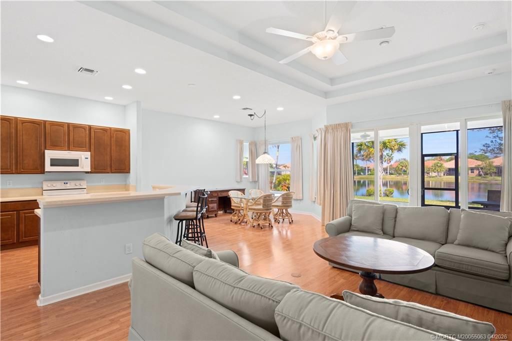 1661 NW Old Oak Terrace, Jensen Beach, FL 34957 Photo