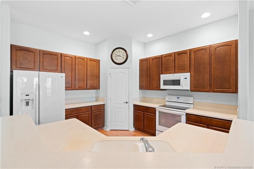 1661 NW Old Oak Terrace, Jensen Beach, FL 34957 Photo