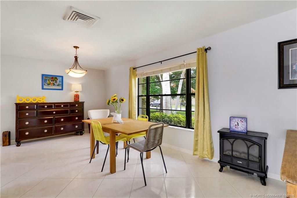 4379 SE Tall Pines Avenue, Stuart, FL 34997 Photo