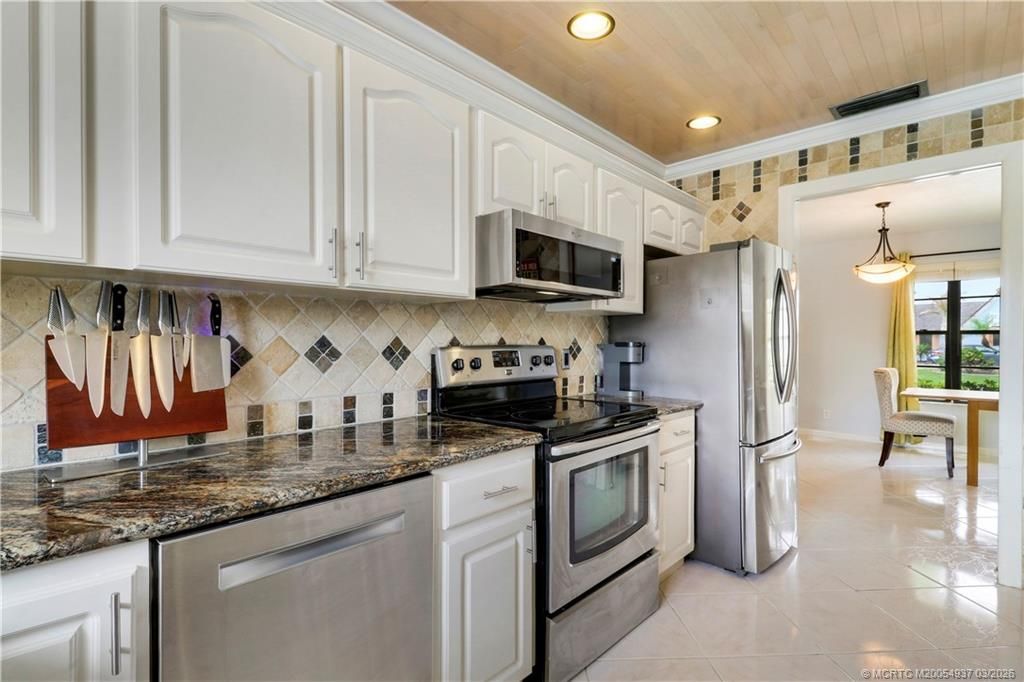 4379 SE Tall Pines Avenue, Stuart, FL 34997 Photo