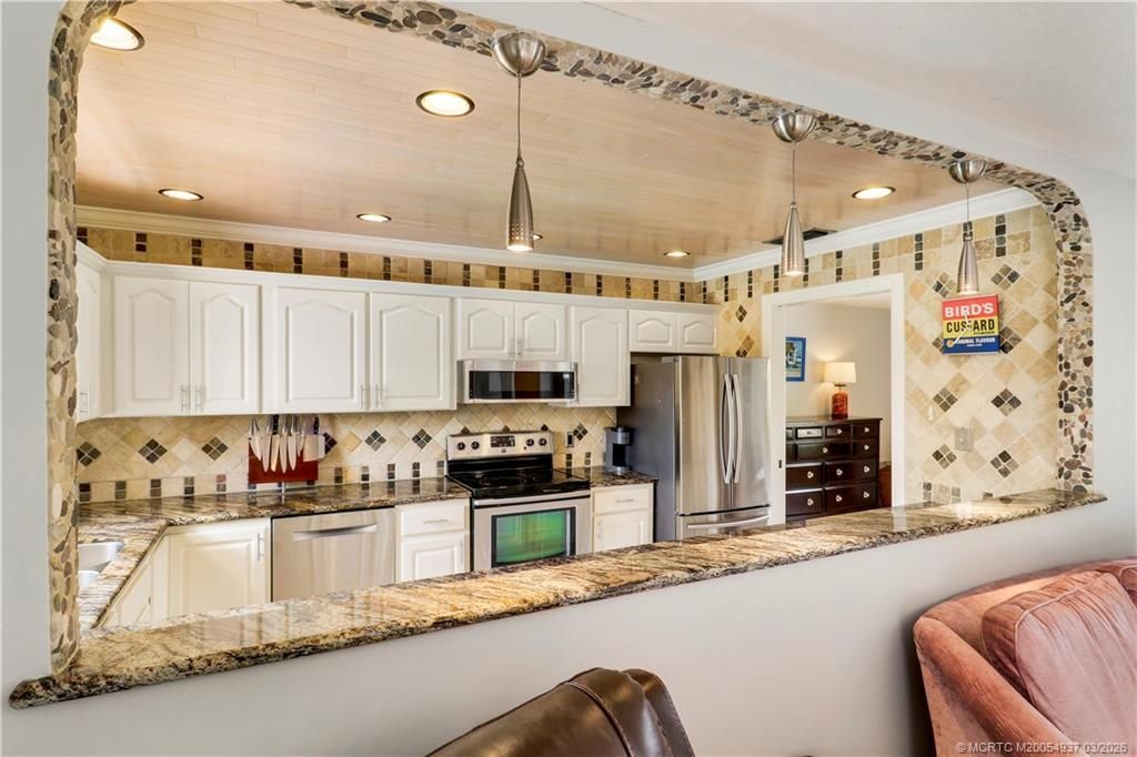 4379 SE Tall Pines Avenue, Stuart, FL 34997 Photo