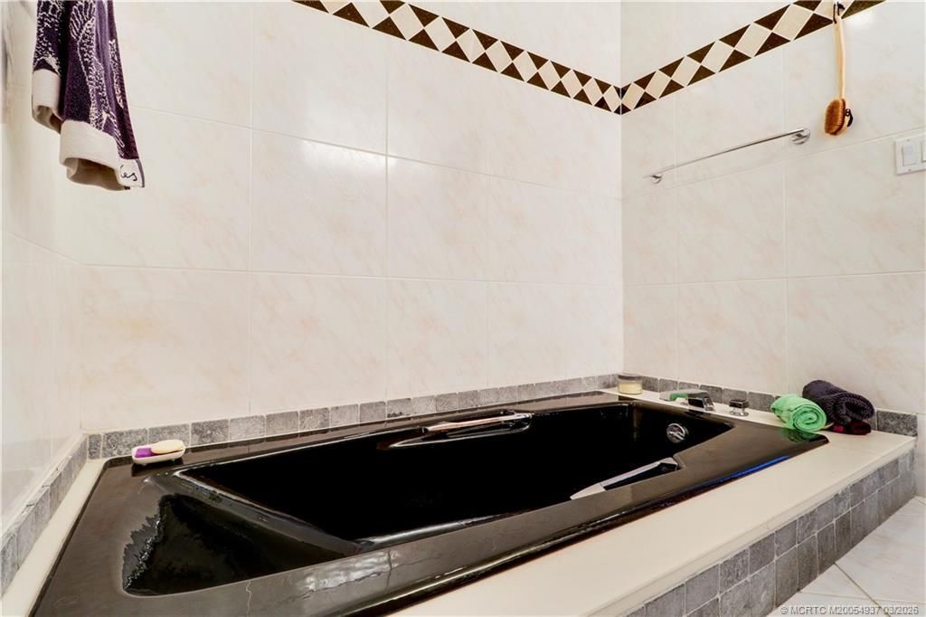 4379 SE Tall Pines Avenue, Stuart, FL 34997 Photo