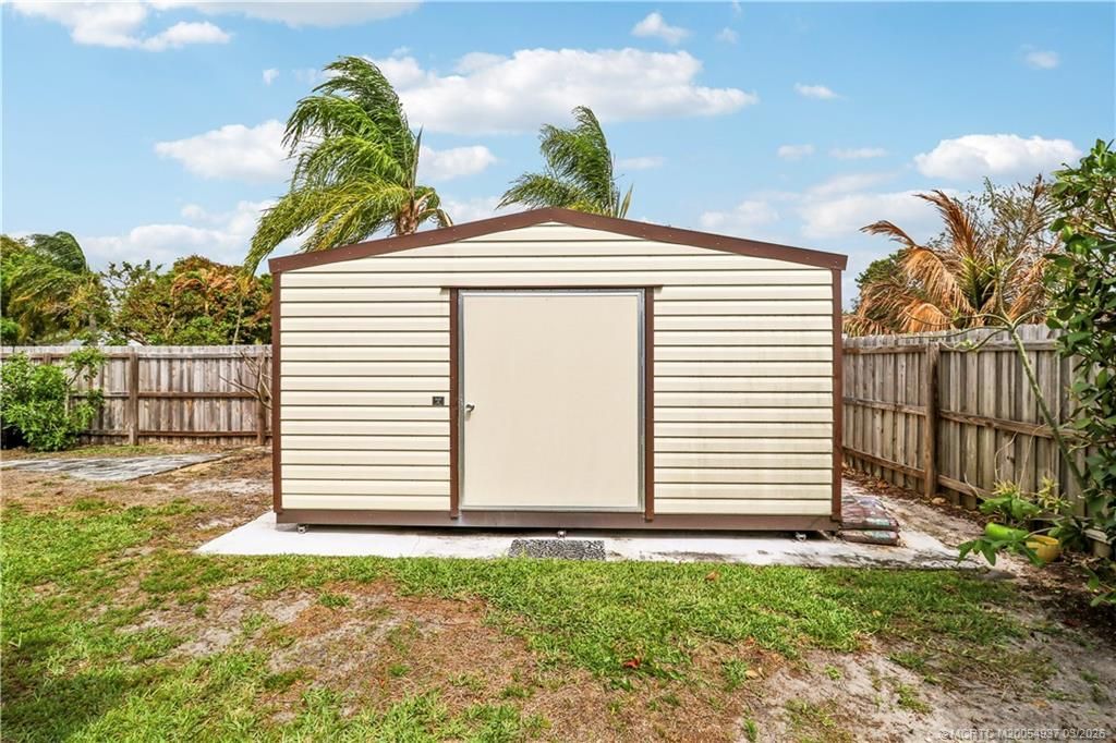 4379 SE Tall Pines Avenue, Stuart, FL 34997 Photo