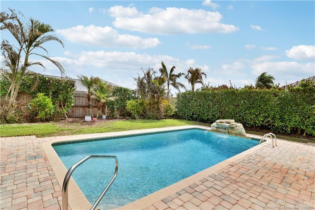 4379 SE Tall Pines Avenue, Stuart, FL 34997 Photo