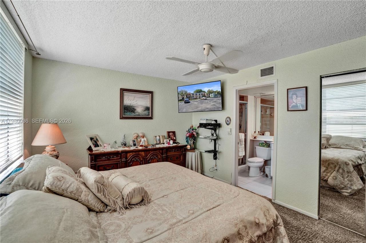 7400 NW 18th St, Unit 204, Margate, FL 33063 Photo