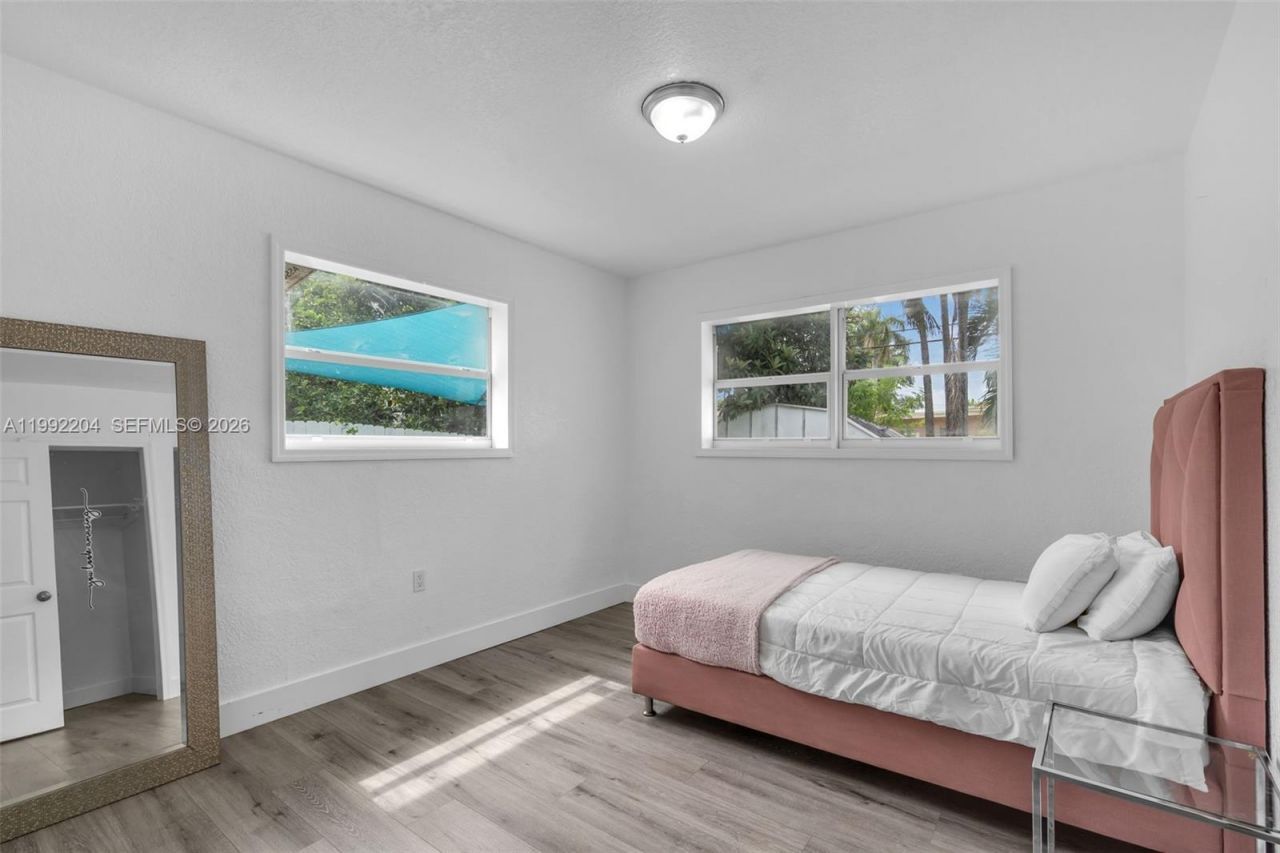 181 NE 121st St, North Miami, FL 33161 Photo