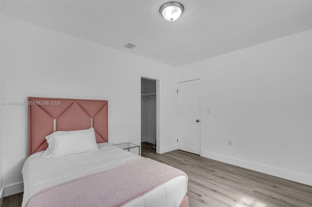 181 NE 121st St, North Miami, FL 33161 Photo