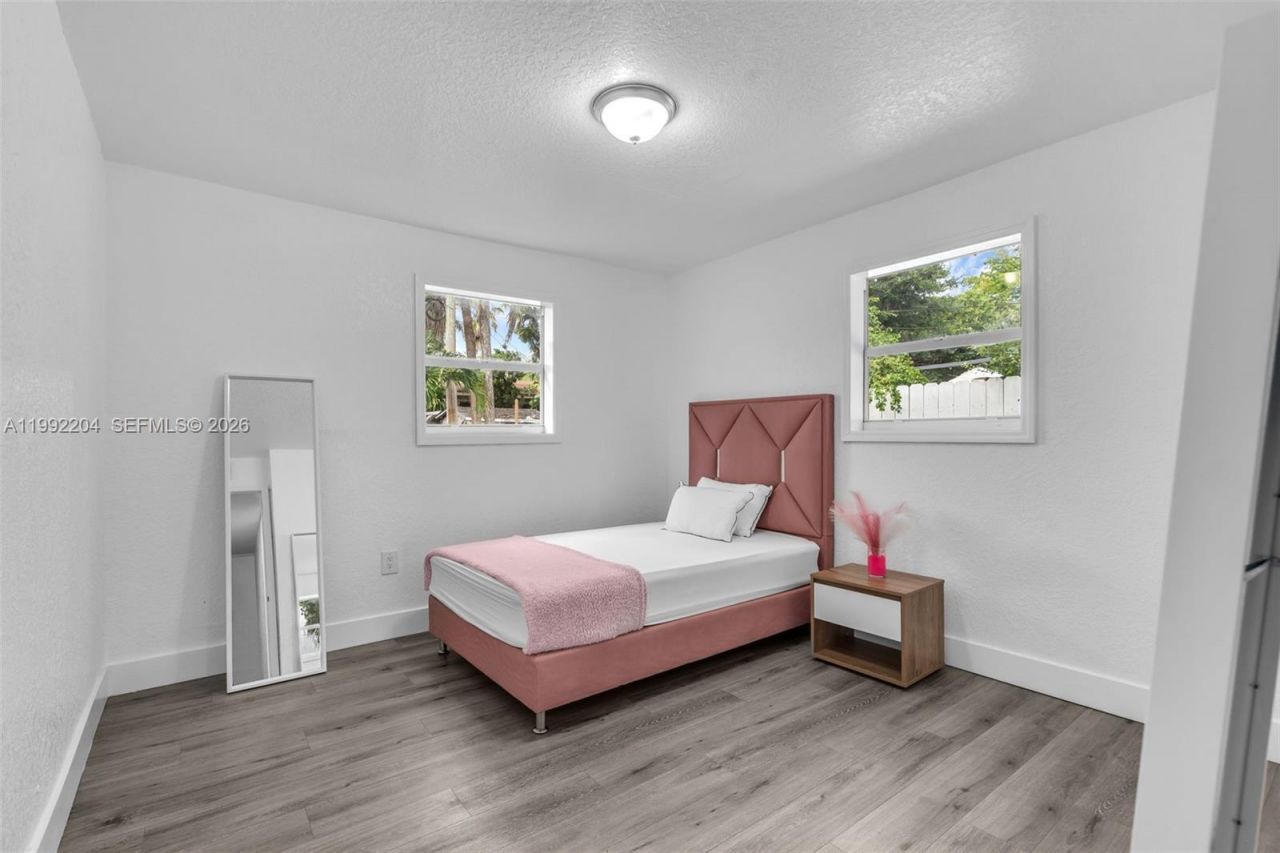 181 NE 121st St, North Miami, FL 33161 Photo