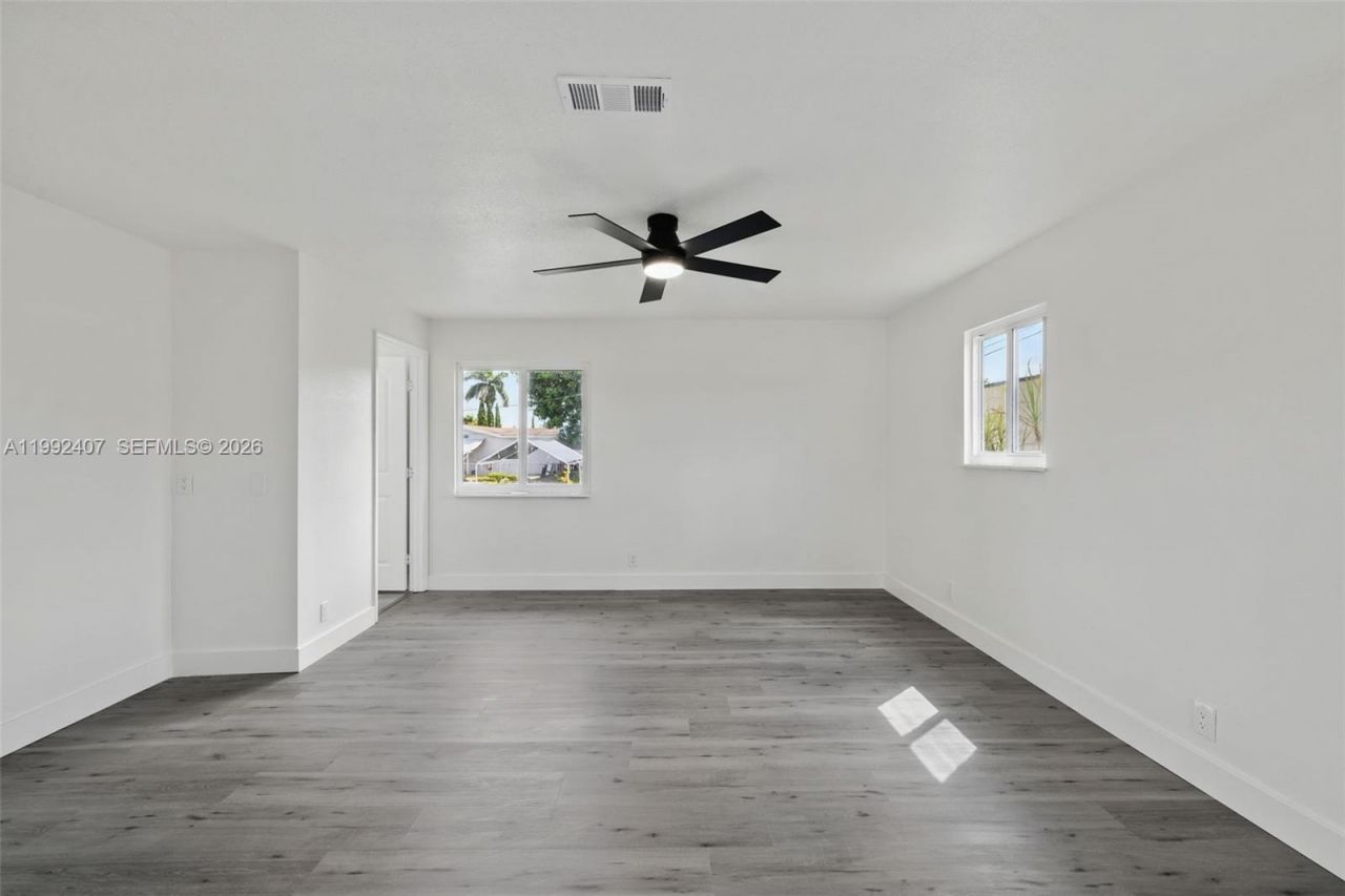 1867 NW 8th Ave , Homestead, FL 33030 Photo