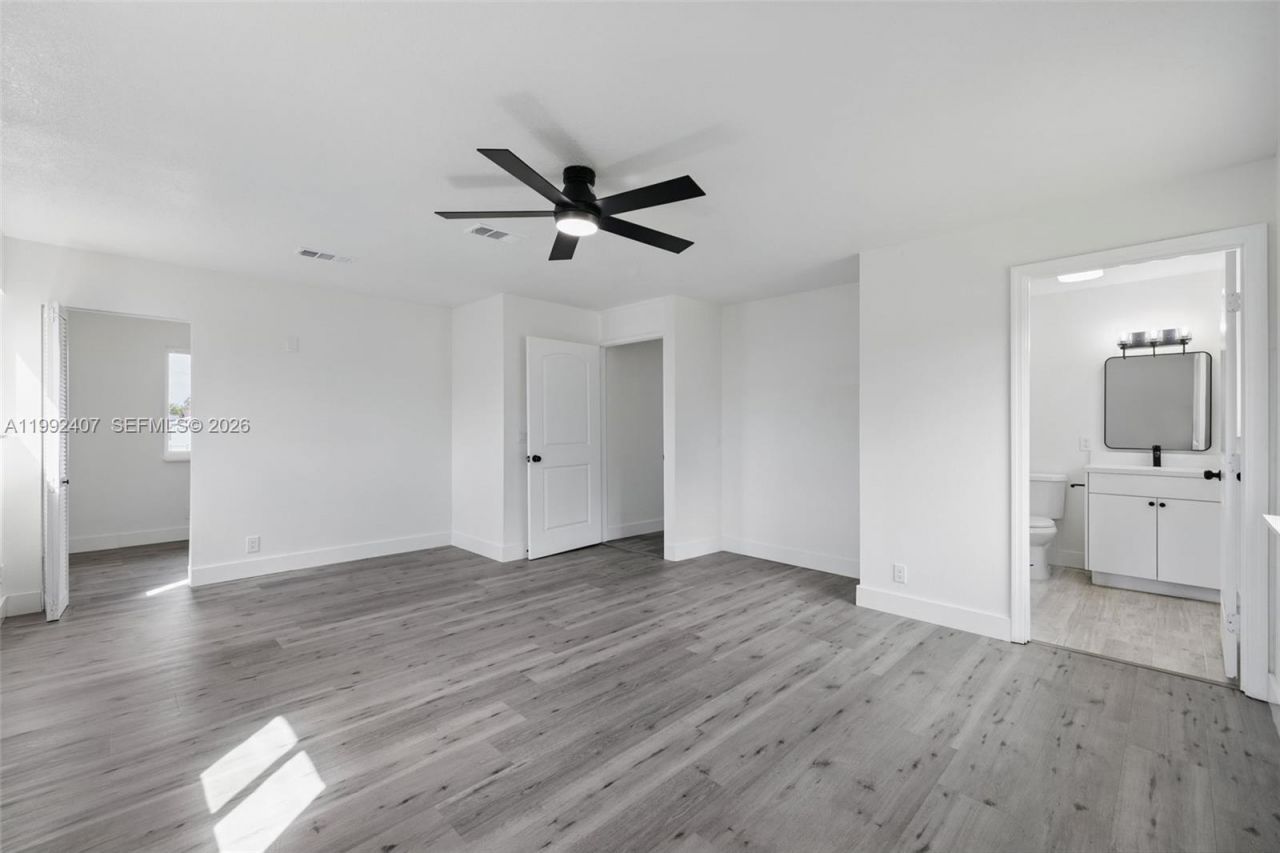 1867 NW 8th Ave , Homestead, FL 33030 Photo