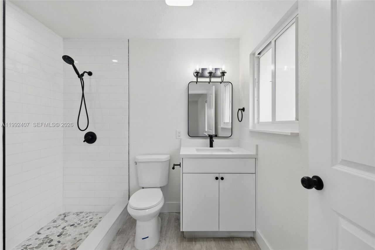 1867 NW 8th Ave , Homestead, FL 33030 Photo