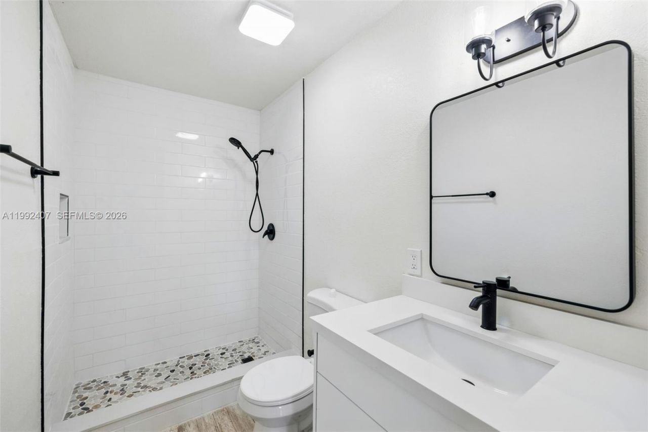 1867 NW 8th Ave , Homestead, FL 33030 Photo