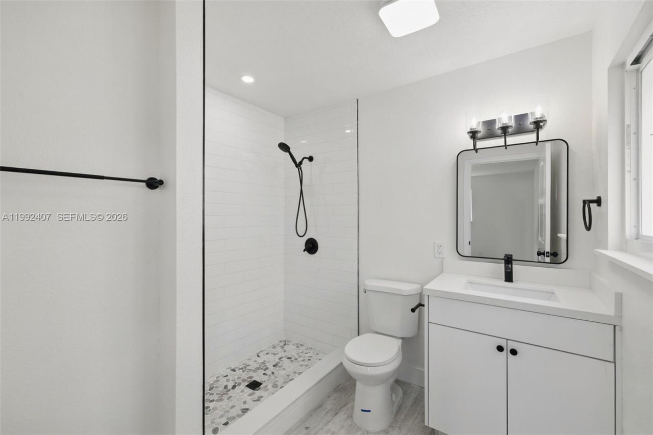 1867 NW 8th Ave , Homestead, FL 33030 Photo