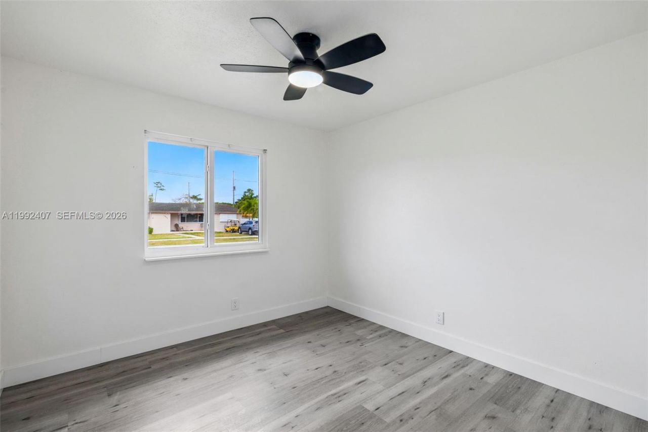 1867 NW 8th Ave , Homestead, FL 33030 Photo