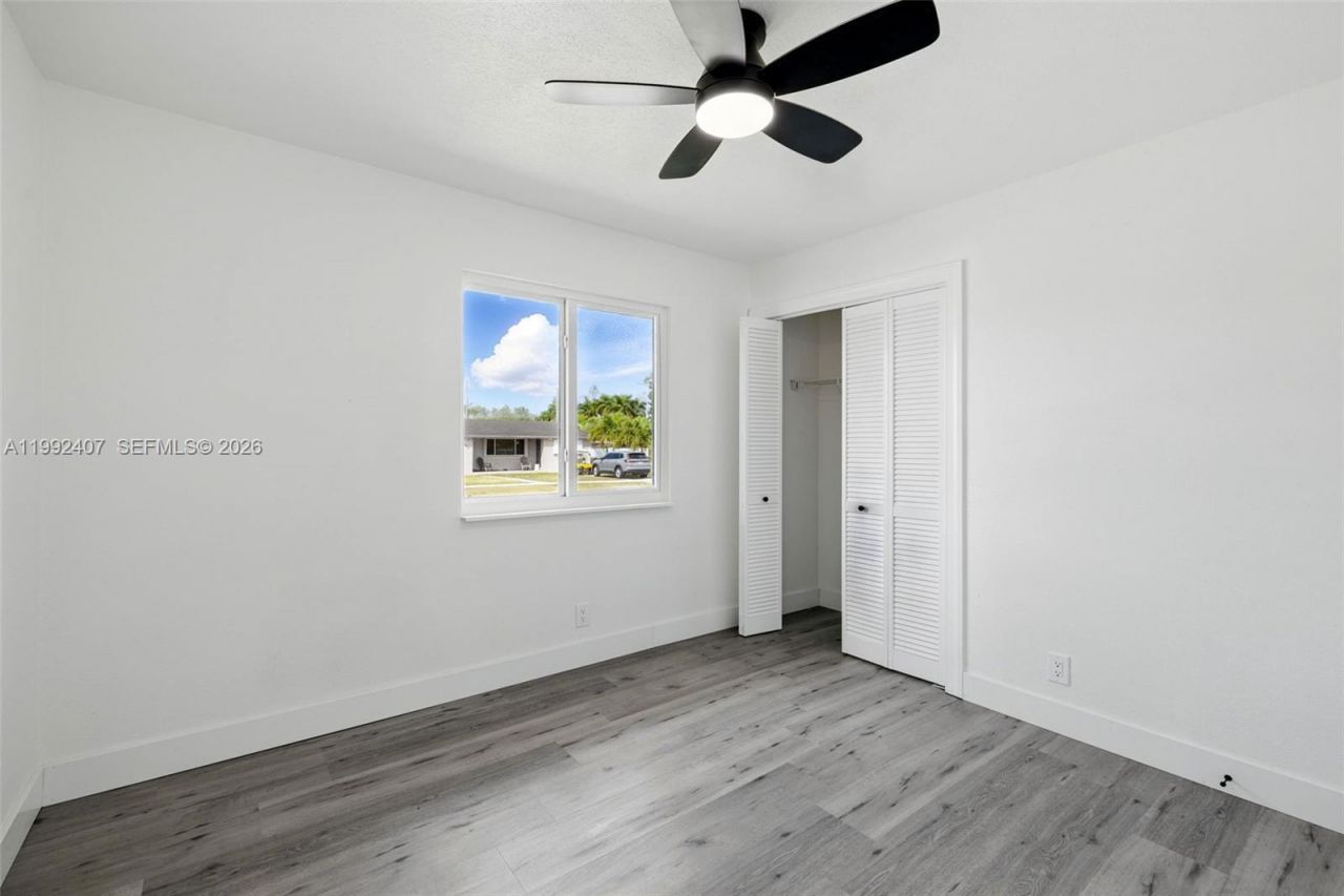 1867 NW 8th Ave , Homestead, FL 33030 Photo