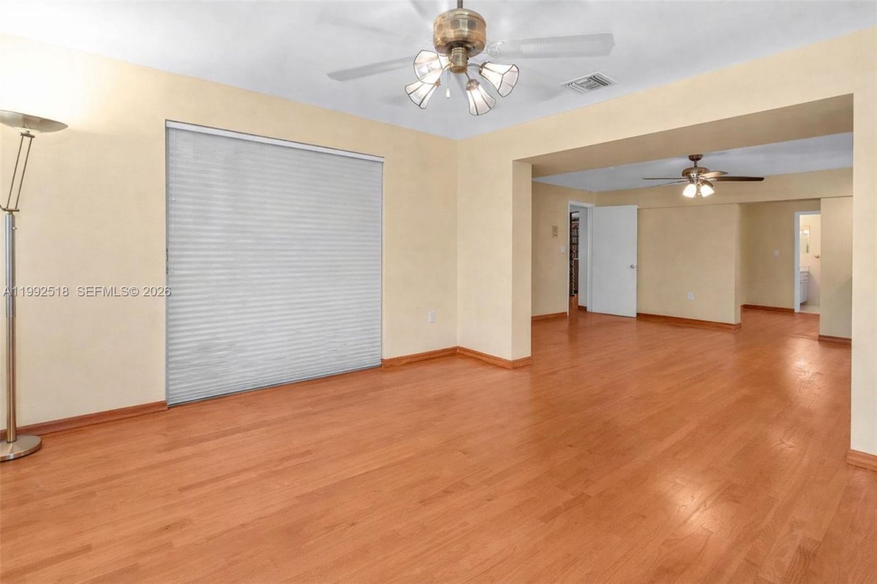 5309 Alton Rd, Miami Beach, FL 33140 Photo