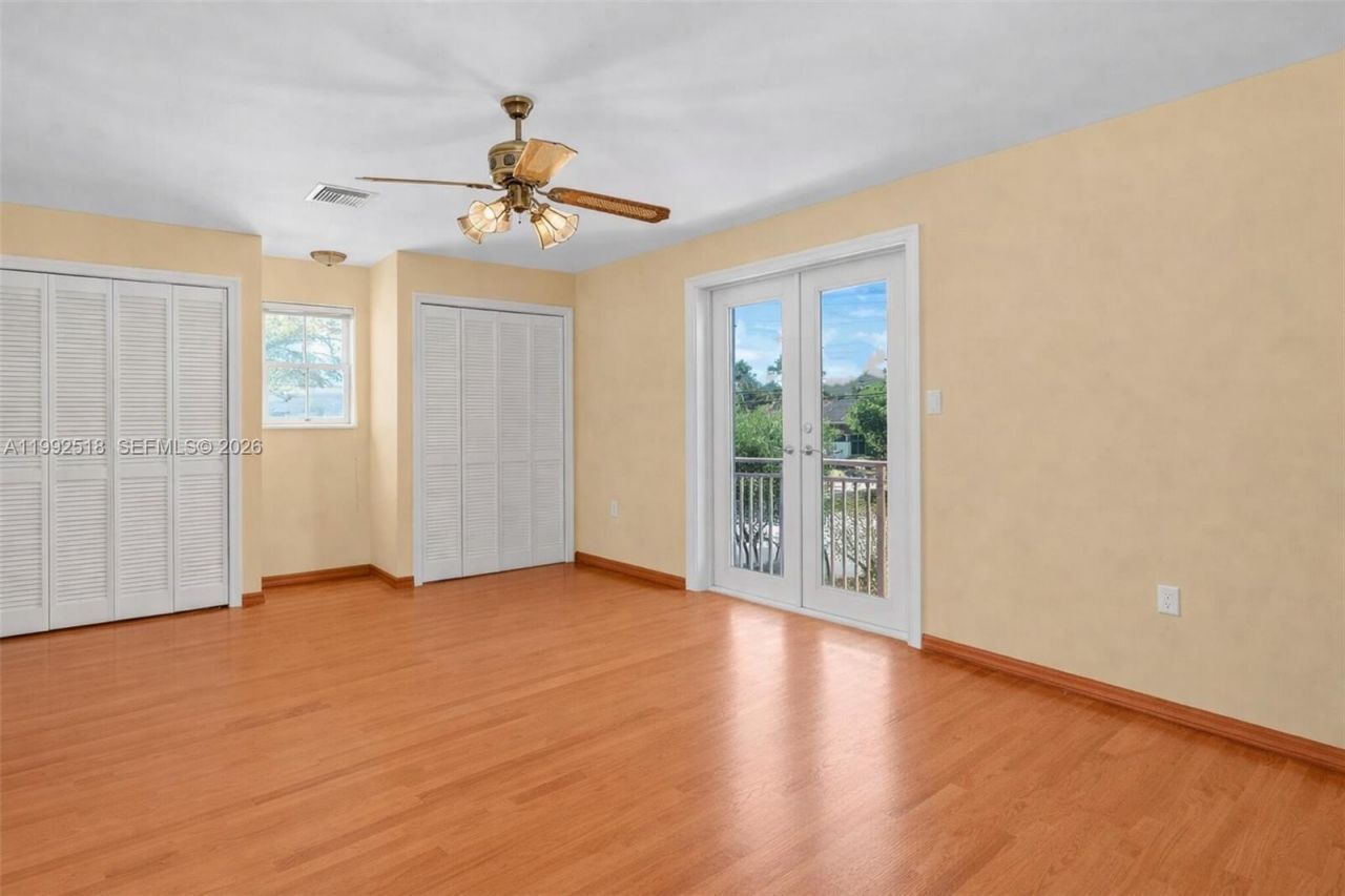 5309 Alton Rd, Miami Beach, FL 33140 Photo