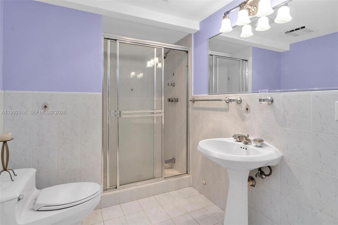 5309 Alton Rd, Miami Beach, FL 33140 Photo