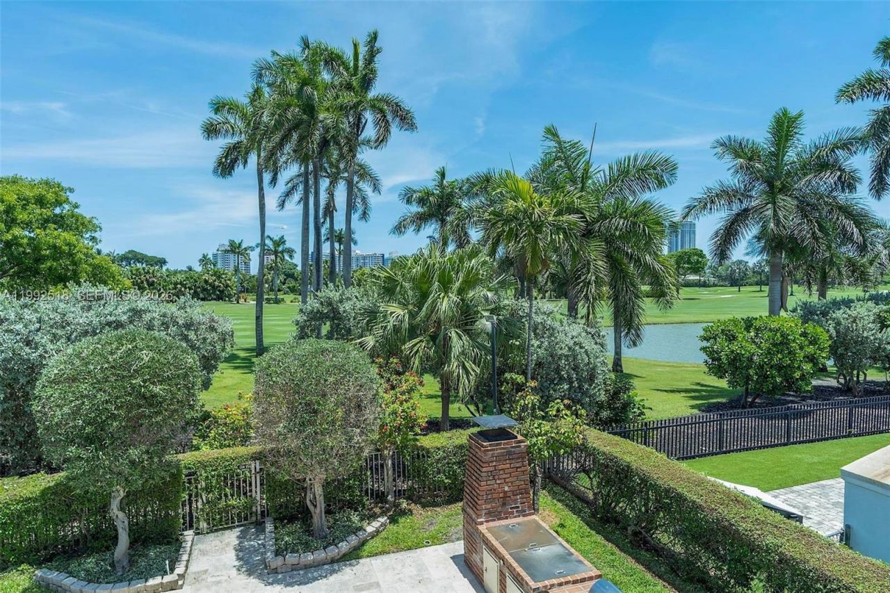 5309 Alton Rd, Miami Beach, FL 33140 Photo