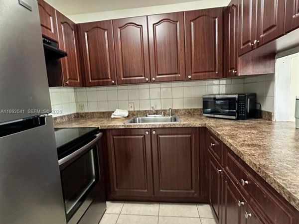 4848 NW 24th Ct , Unit 309, Lauderdale Lakes, FL 33313