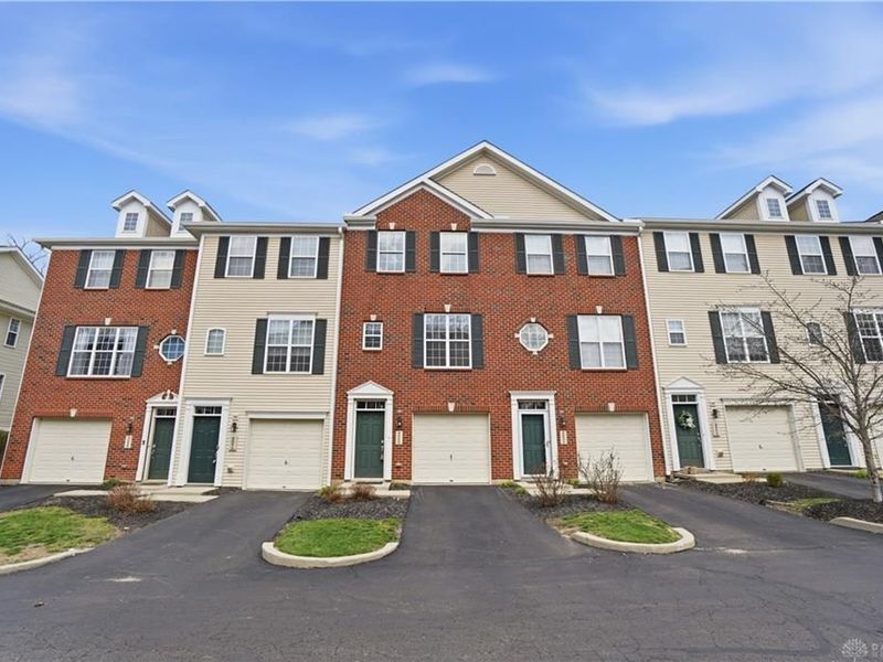 4294 Straight Arrow Road, Beavercreek, OH 45430 Photo 3