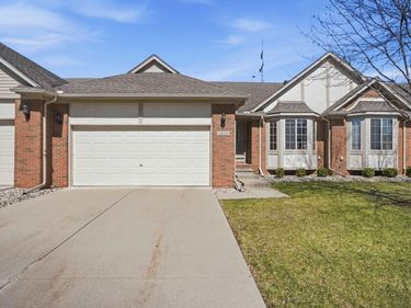 28033 Cotton Creek Drive, Chesterfield Twp, MI 48047