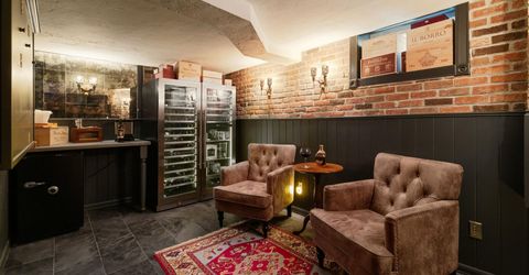 581 Ridge Street, Reno, NV 89501 Photo