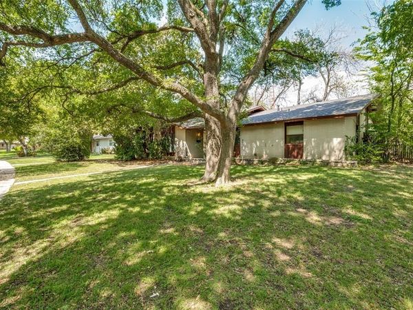 3949 Royal Palms Court, Dallas, TX 75244