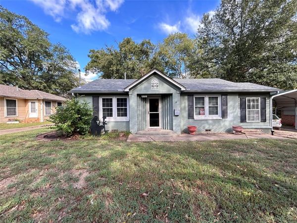 846 Davis Street S, Sulphur Springs, TX 75482