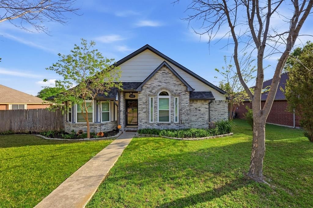 2405 Rockhill Road, McKinney, TX 75072 Main Photo