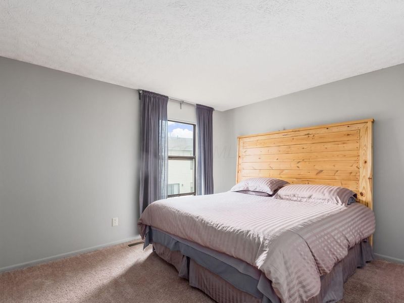 881 Upholland Lane , Unit 20B, Columbus, OH 43085 Photo 11