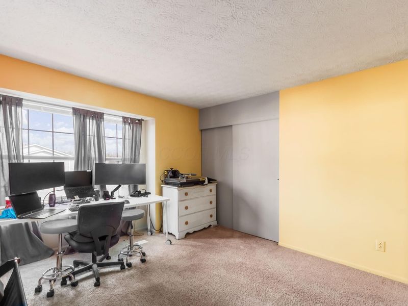 881 Upholland Lane , Unit 20B, Columbus, OH 43085 Photo 14