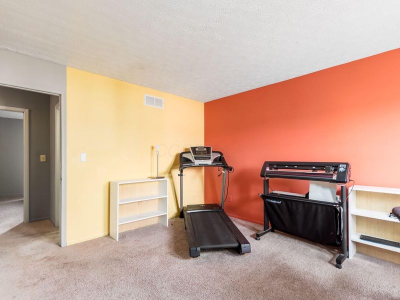 881 Upholland Lane , Unit 20B, Columbus, OH 43085 Photo 16