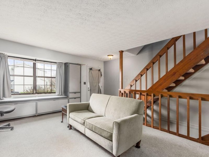 881 Upholland Lane , Unit 20B, Columbus, OH 43085 Photo 6