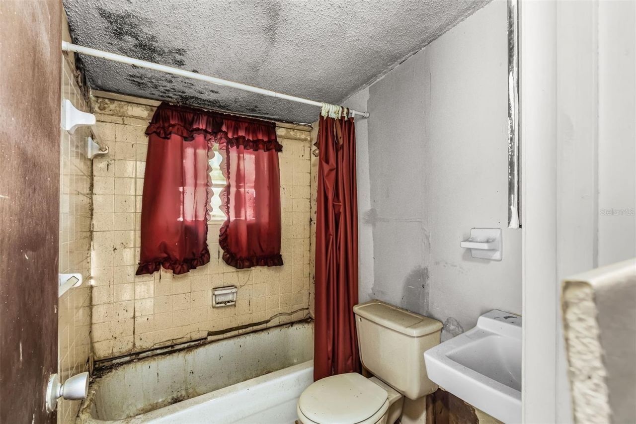 23090 Railroad Avenue , Alva, FL 33920 Photo