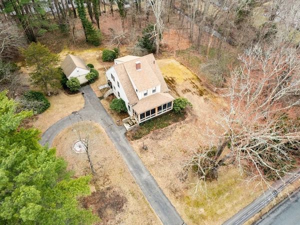 53 Elmwood Rd, Wellesley, MA 02481