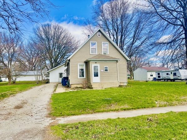 411 E Hamilton Street , Odell, IL 60460