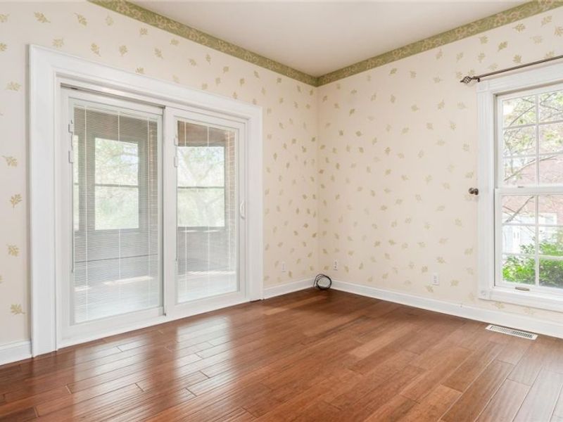 3168 Maple Creek Drive , Zanesville, OH 43701 Photo 14