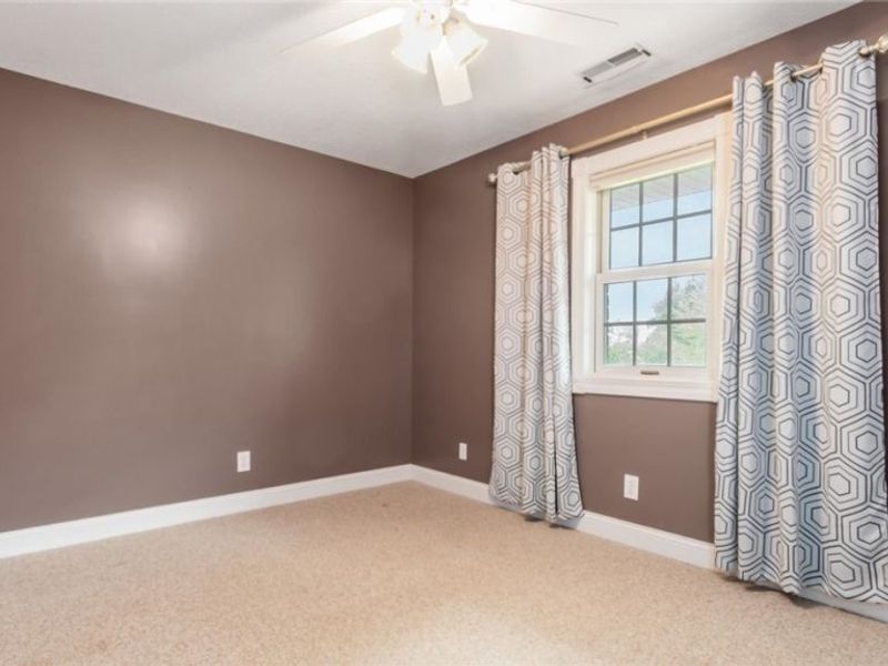 3168 Maple Creek Drive , Zanesville, OH 43701 Photo 21