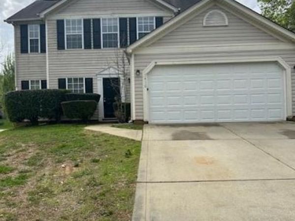 7410 Sarnia Place , Charlotte, NC 28269