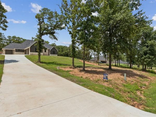 15919 Vernon Circle, Newalla, OK 74857