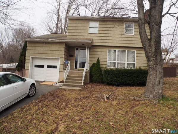 341 Lounsbury , Waterbury, CT 06706