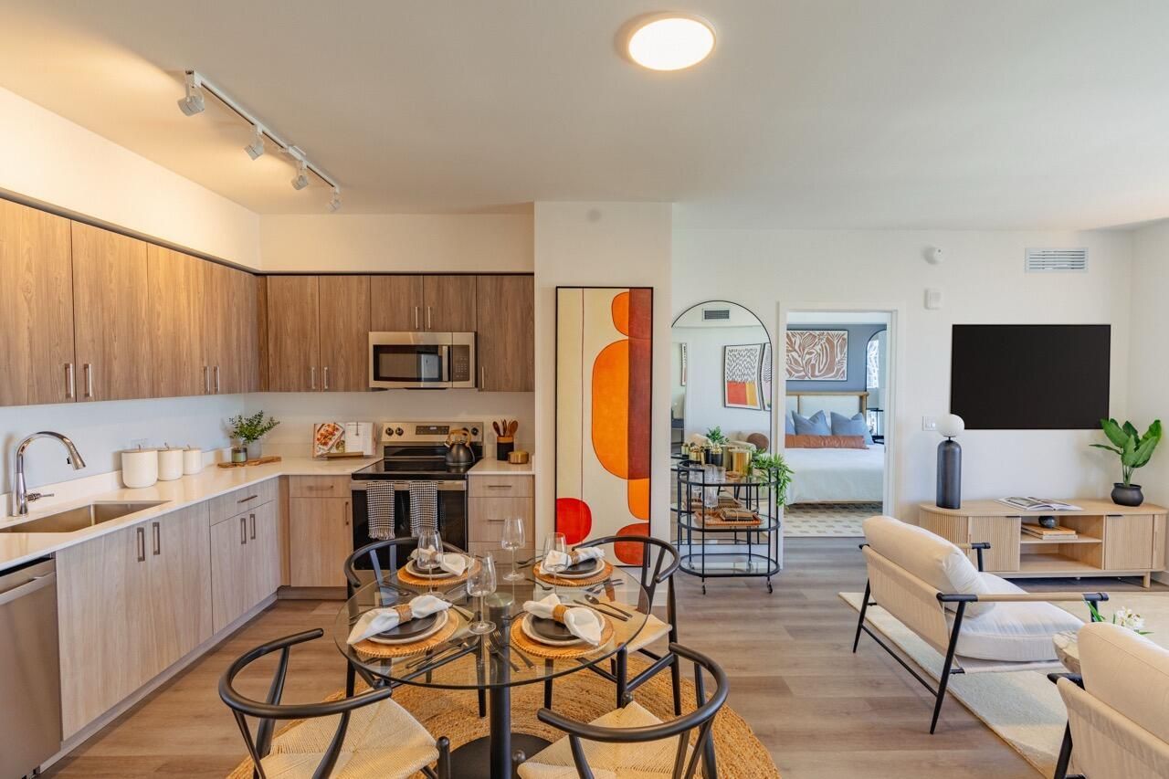 450 SW 5th Street, Unit 401, Miami, FL 33130 Photo