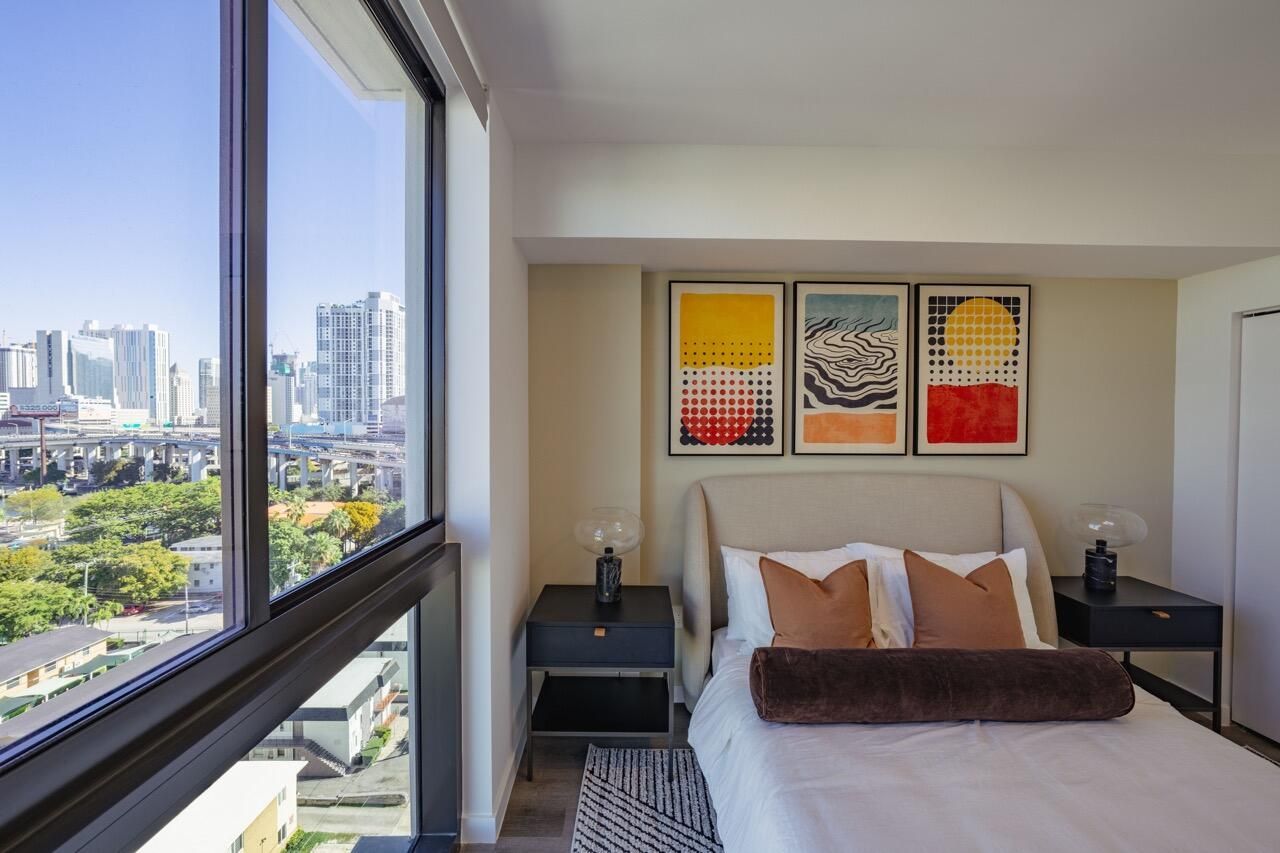 450 SW 5th Street, Unit 401, Miami, FL 33130 Photo