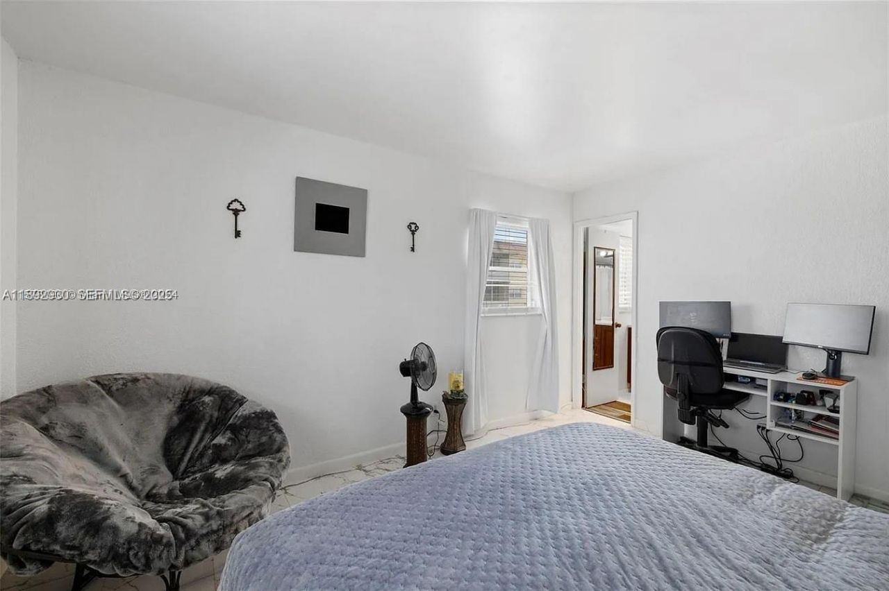 4043 NW 16th Street, Unit 201, Lauderhill, FL 33313 Photo