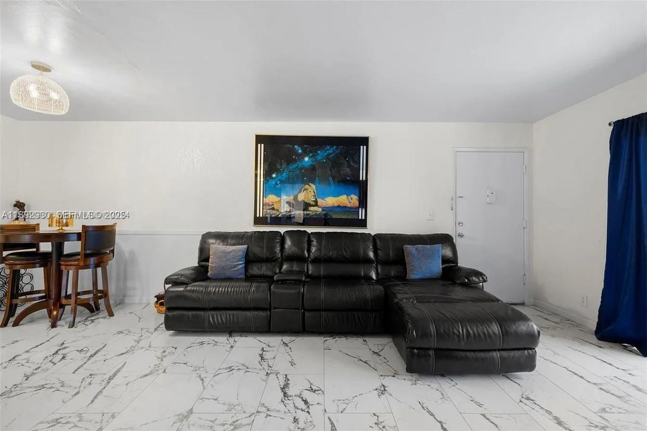 4043 NW 16th Street, Unit 201, Lauderhill, FL 33313 Photo