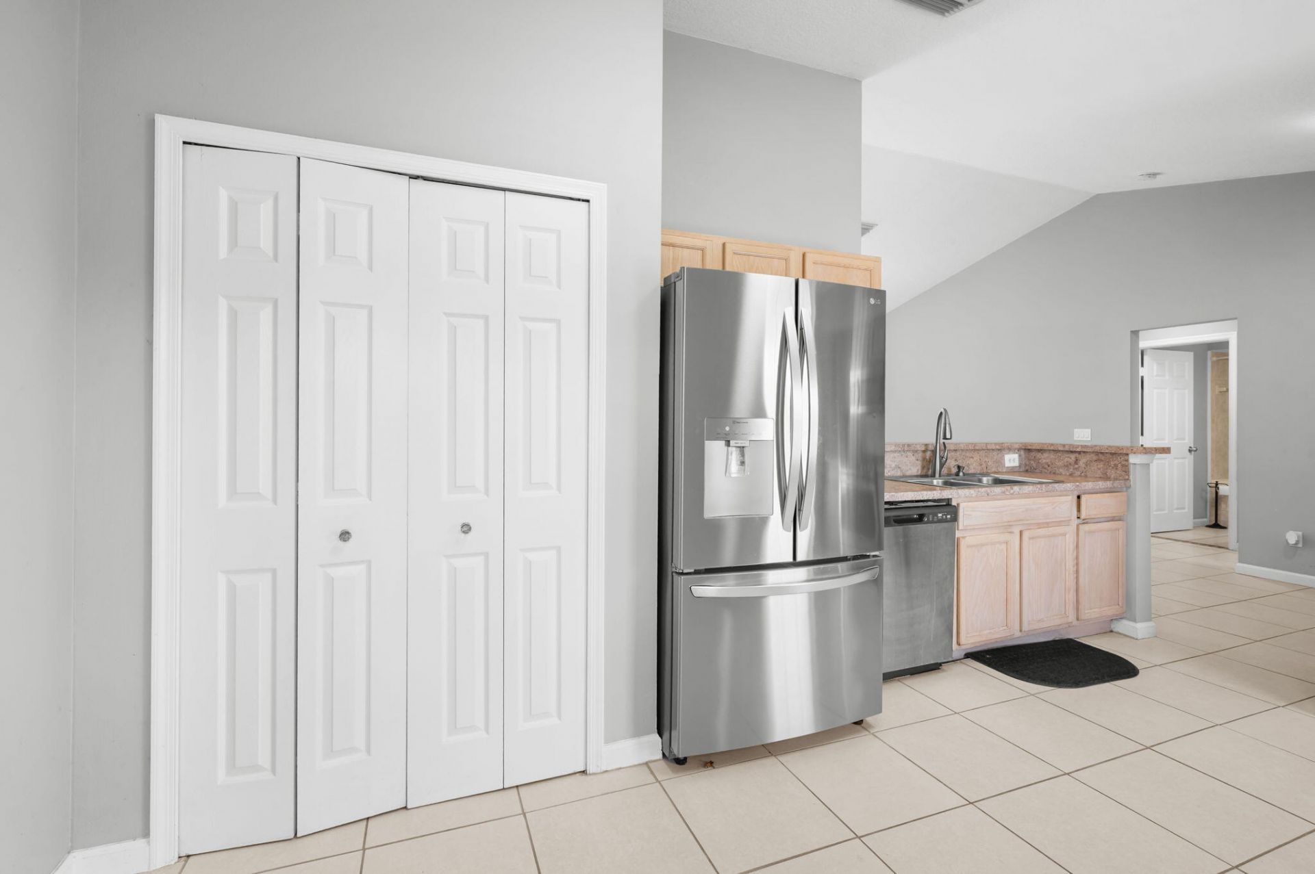 444 SW Exmore Avenue, Port Saint Lucie, FL 34983 Photo