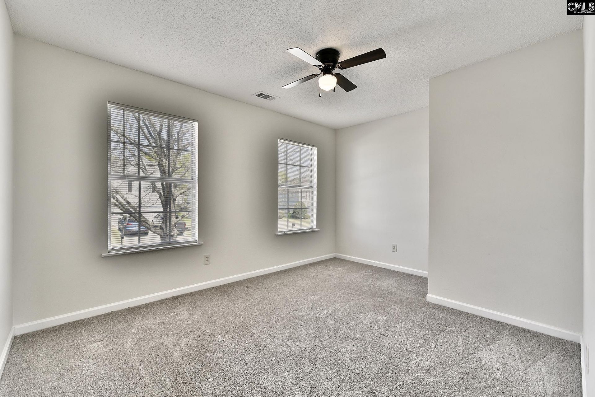 739 Mcnamara Lane  Photo 28