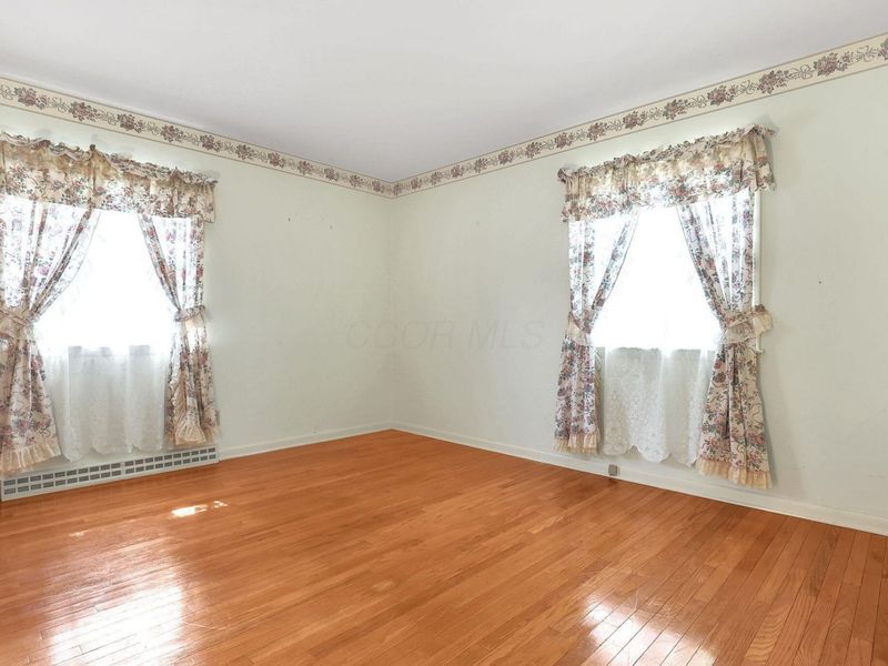 325 W Liberty Street , Bucyrus, OH 44820 Photo 14